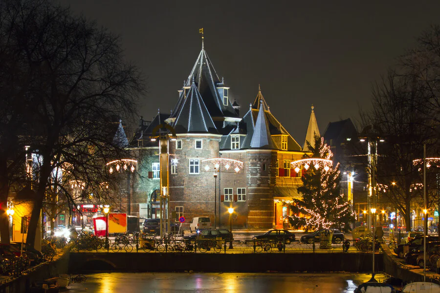 Quels sont les meilleurs endroits pour faire du shopping de Noël à Amsterdam ?